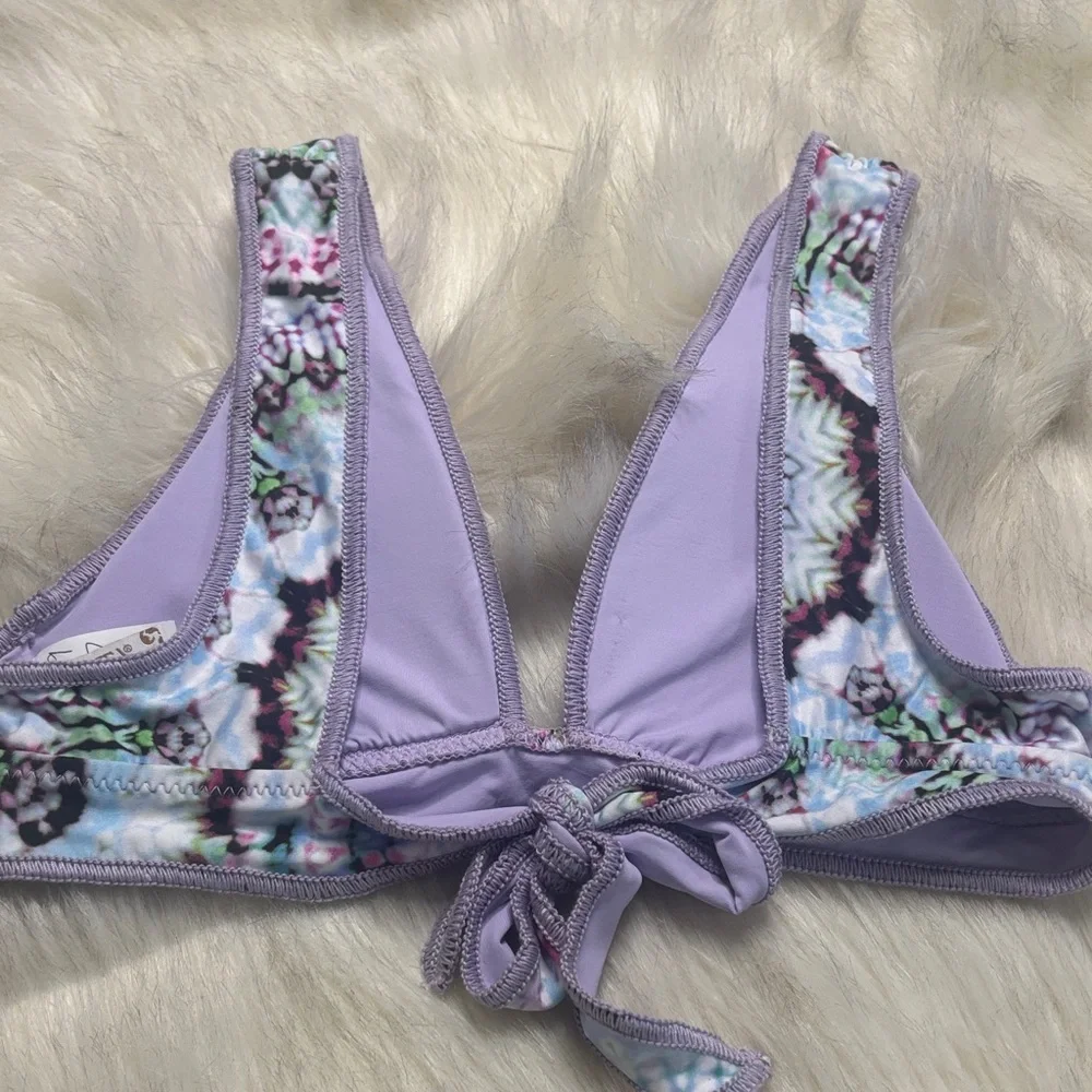 Becca By Rebecca Virtue Tie Dye
Bikini Top Sample - Picture 4 of 4